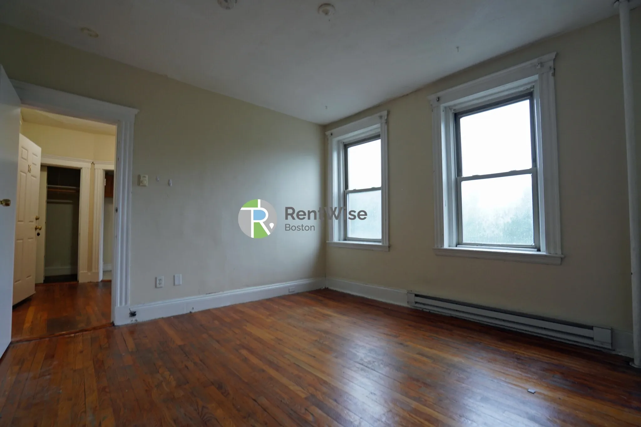 Studio bed, 1 bath apartment for rent at 55 Park Dr Unit 18, Fenway — photo 4 of 18