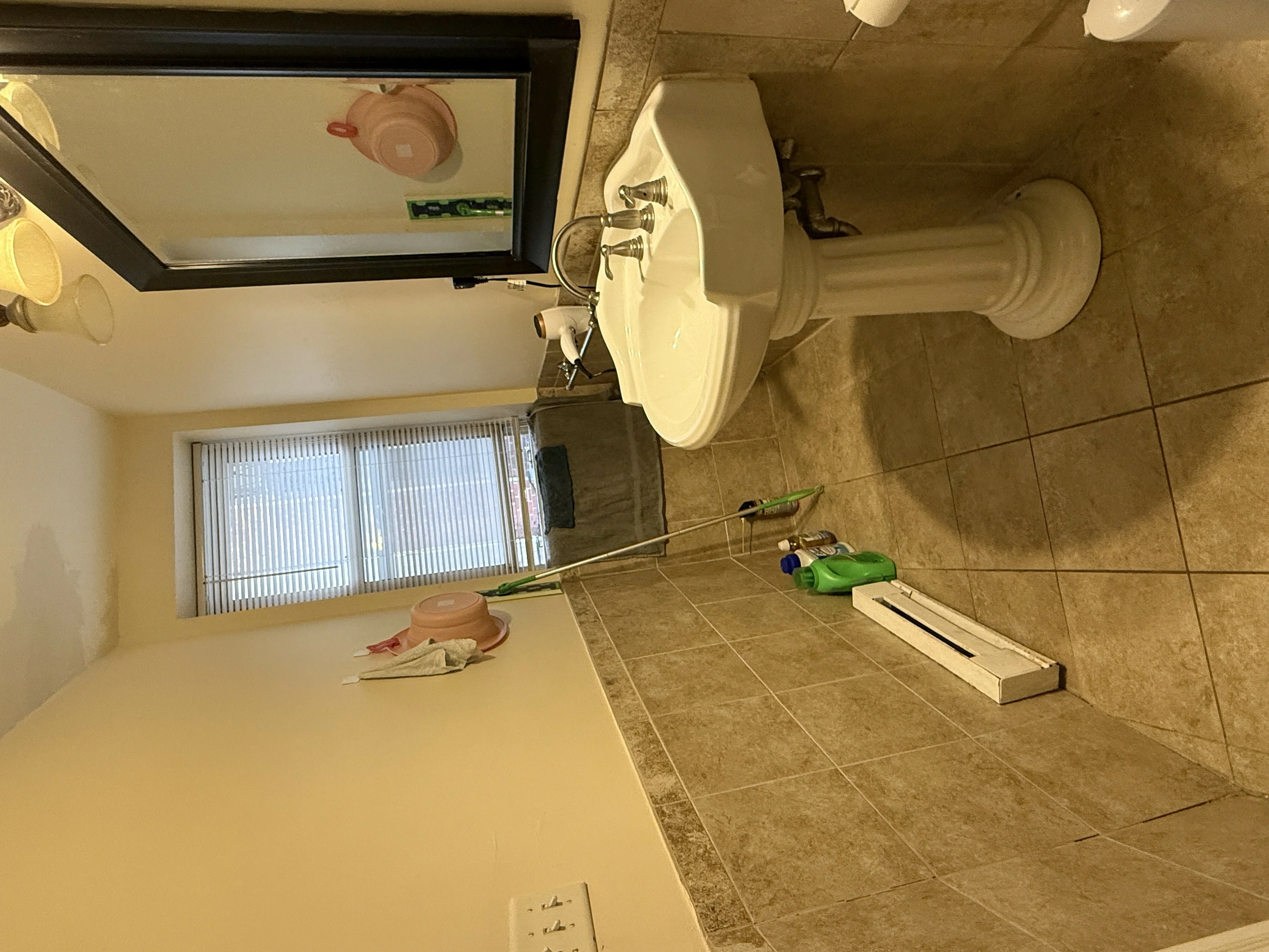 1 bed, 1 bath apartment for rent at 55 Park Dr Unit 2, Fenway — photo 3 of 6