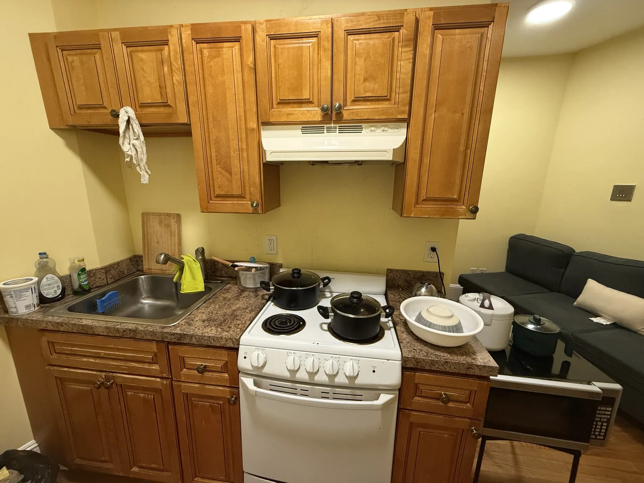 1 bed, 1 bath apartment for rent at 55 Park Dr Unit 2, Fenway — photo 4 of 6