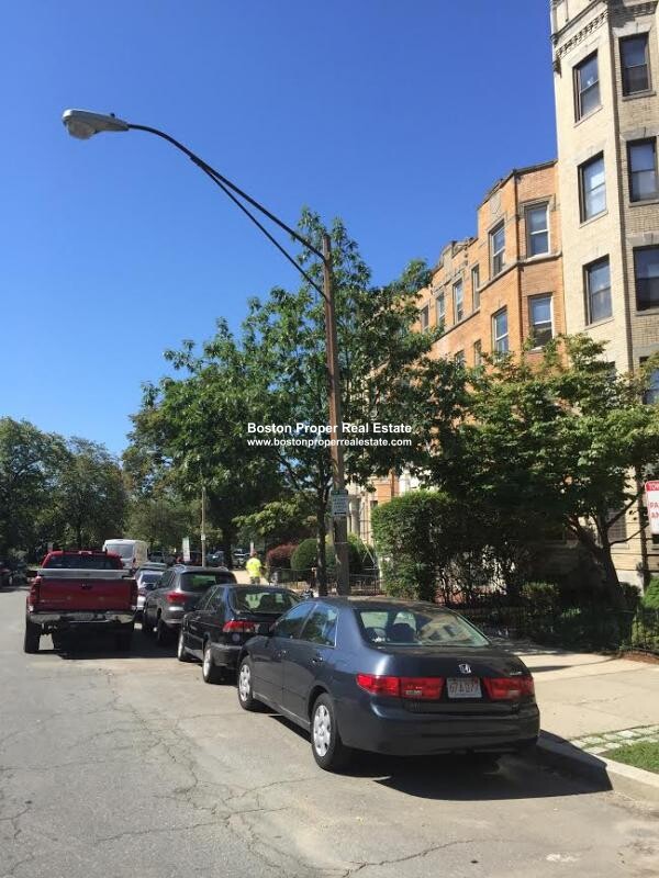 2 bed, 1 bath apartment for rent at 55 Park Dr Unit 23, Fenway — photo 9 of 14