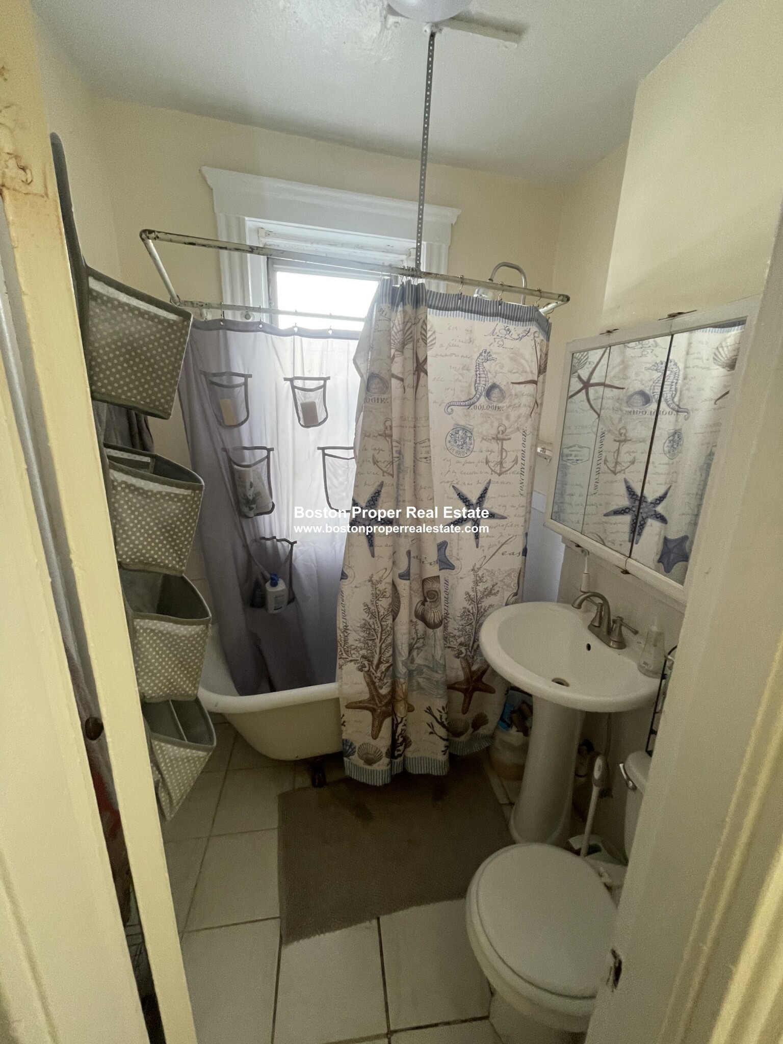 2 bed, 1 bath apartment for rent at 55 Park Dr Unit 23, Fenway — photo 4 of 14