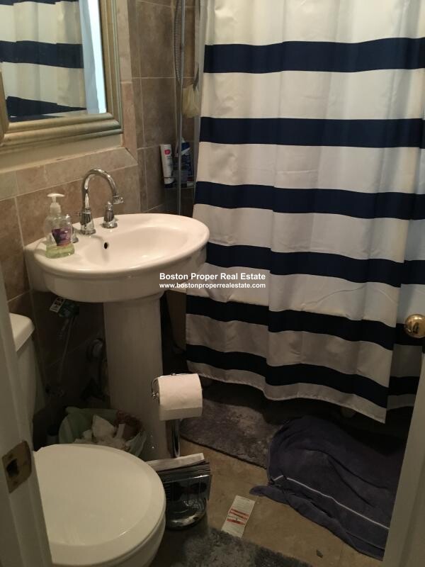 2 bed, 1 bath apartment for rent at 55 Park Dr Unit 23, Fenway — photo 11 of 14