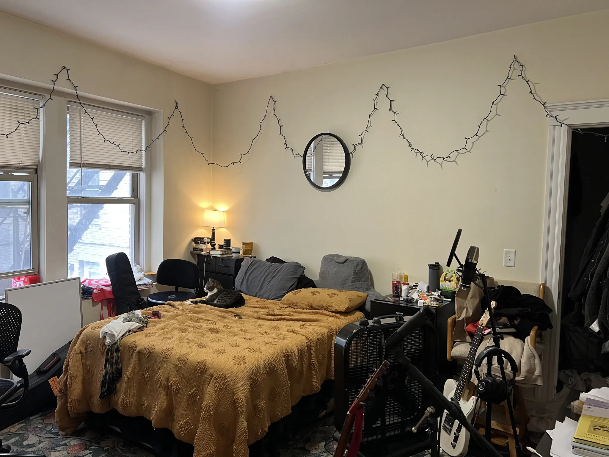 Studio bed, 1 bath apartment for rent at 55 Park Dr Unit 4O, Fenway — photo 2 of 4