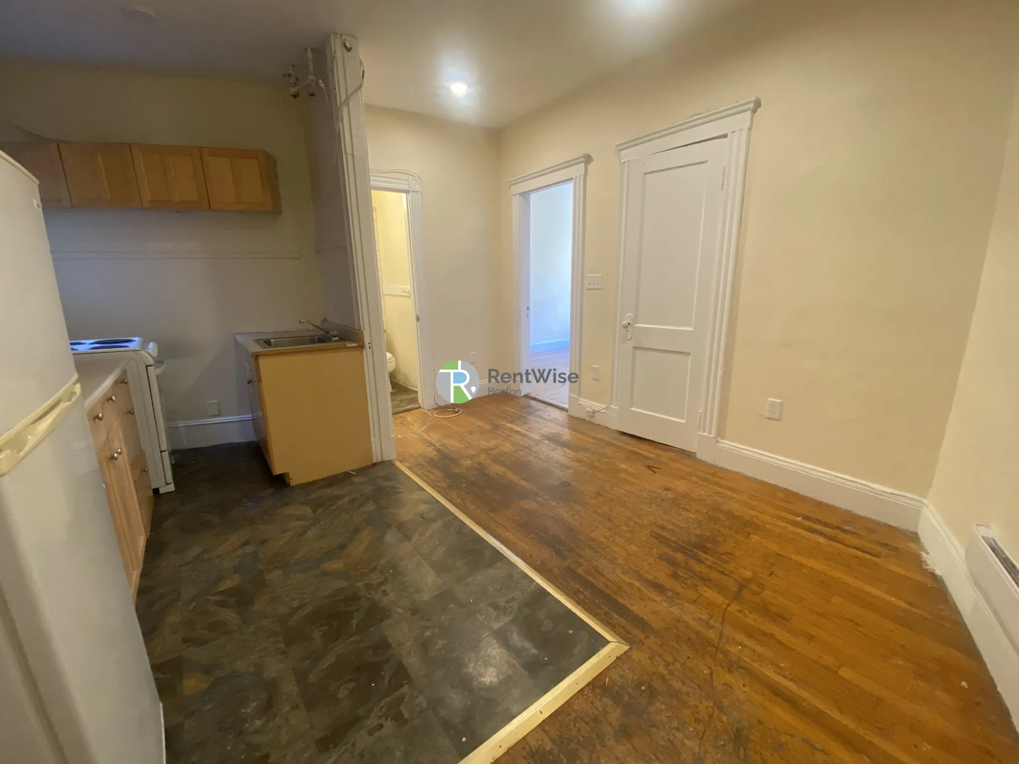 1 bed, 1 bath apartment for rent at 55 Park Dr Unit 7, Fenway — photo 2 of 11
