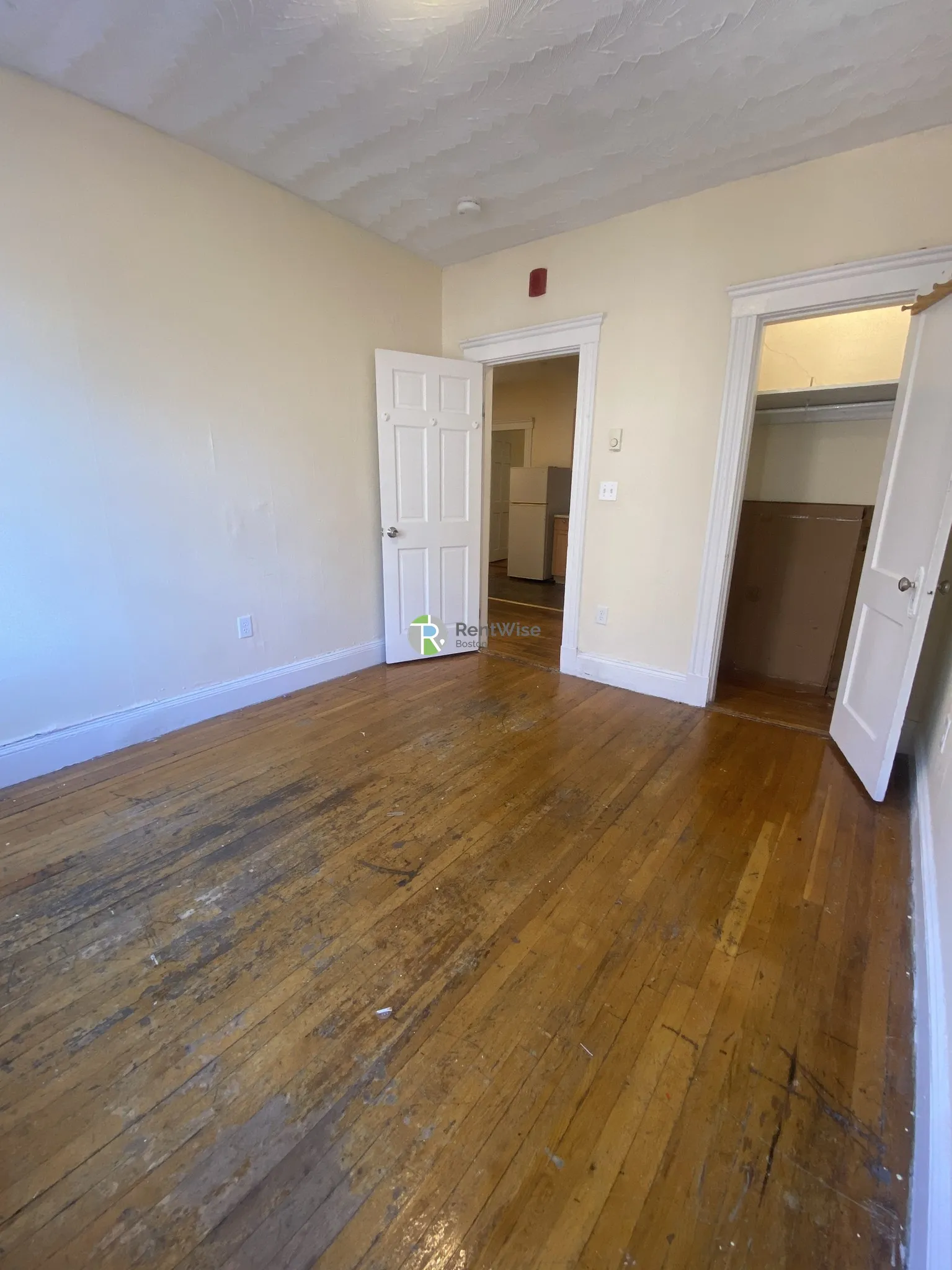 1 bed, 1 bath apartment for rent at 55 Park Dr Unit 7, Fenway — photo 5 of 11