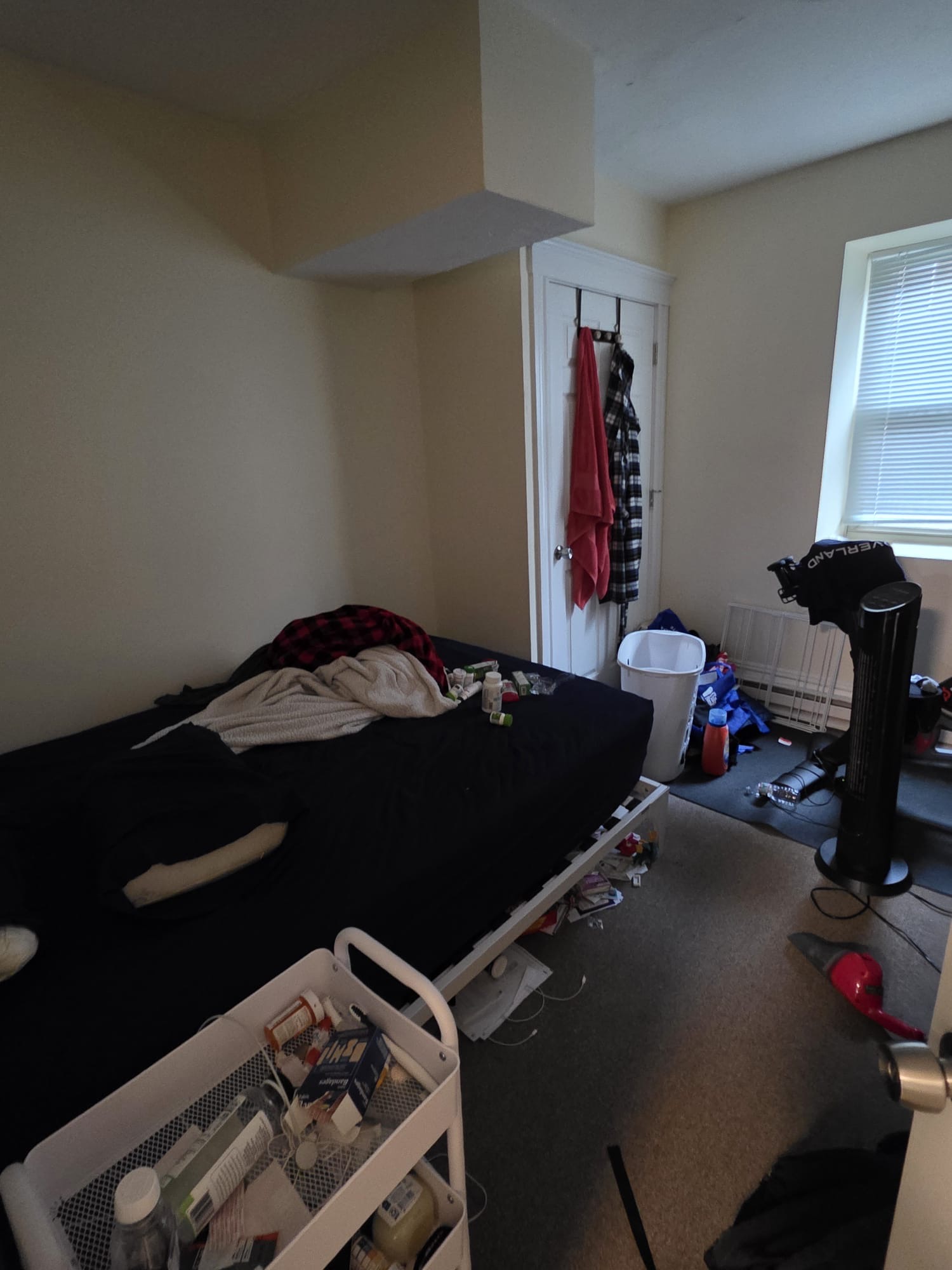3 bed, 1 bath apartment for rent at 55 Park Dr Unit G-2, Fenway — photo 10 of 11