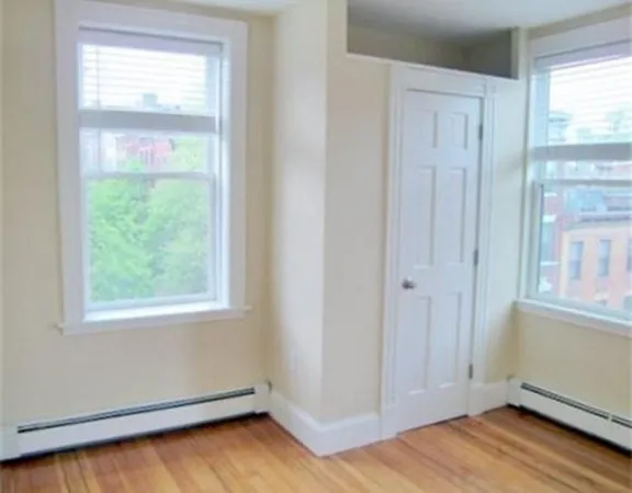 1 bed, 1 bath apartment for rent at 55 Phillips St Unit 7, Beacon Hill — photo 5 of 12
