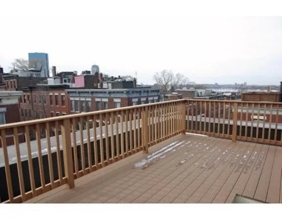1 bed, 1 bath apartment for rent at 55 Phillips St Unit 7, Beacon Hill — photo 9 of 12