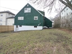 1 bed, 1 bath apartment for rent at 55 Pilgrim Ave Unit 2, Worcester — photo 12 of 15