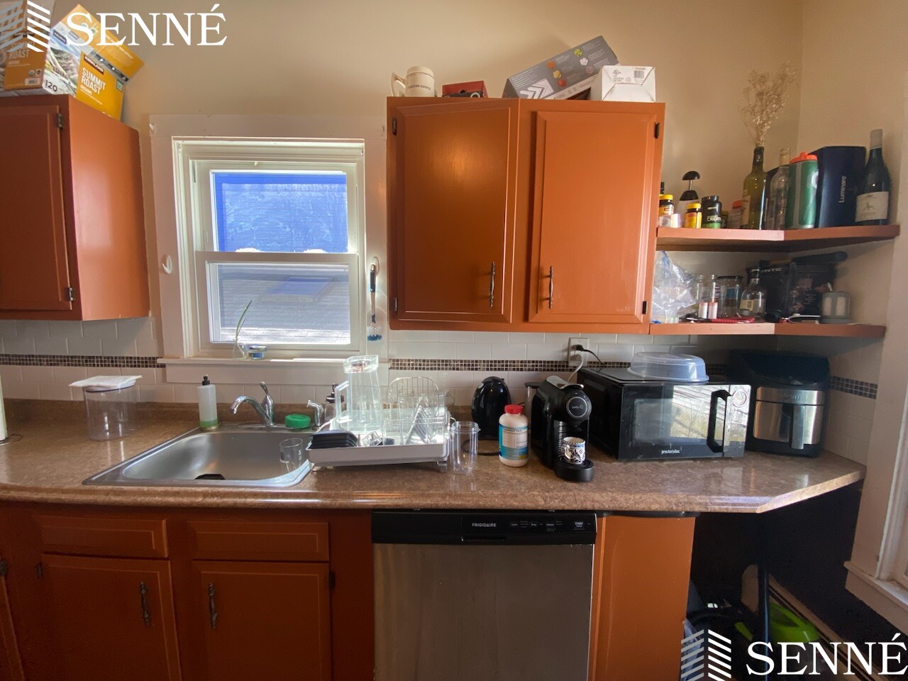 4 bed, 1.5 bath apartment for rent at 55 Pine St Unit 1, The Port — photo 5 of 18