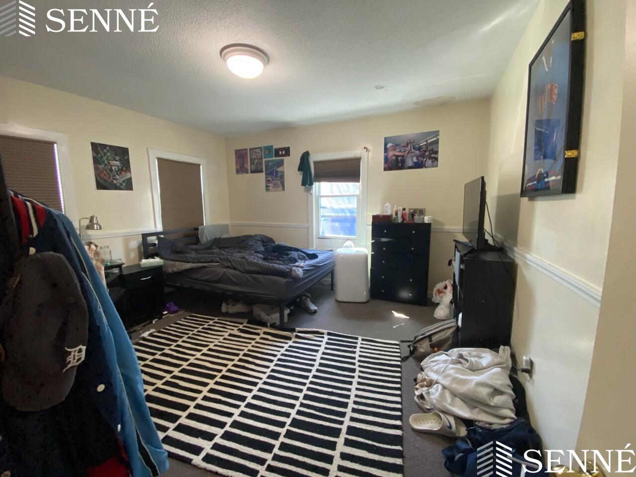 4 bed, 1.5 bath apartment for rent at 55 Pine St Unit 1, The Port — photo 3 of 18
