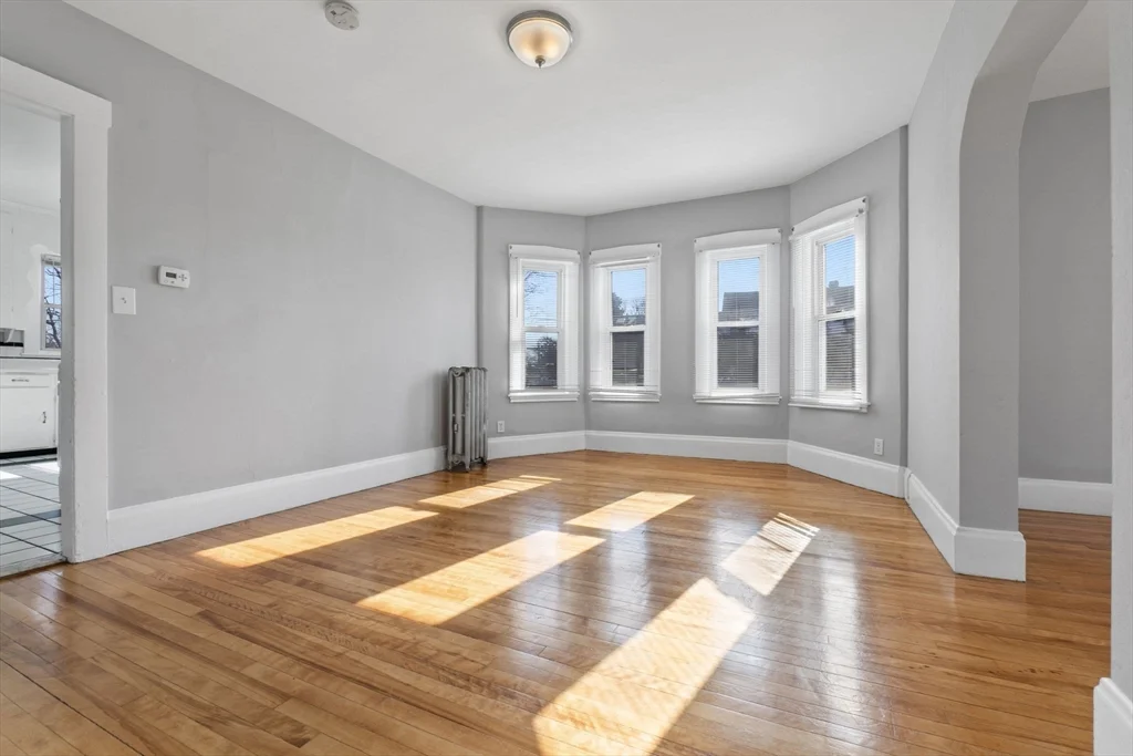 2 bed, 1 bath apartment for rent at 55 Pine St Unit 2, Swampscott — photo 12 of 24