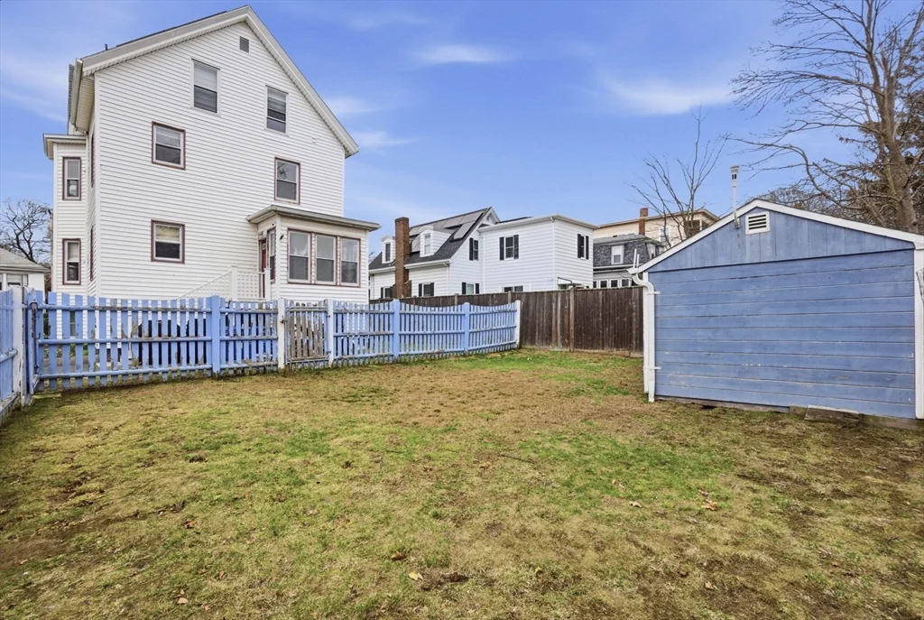 2 bed, 1 bath apartment for rent at 55 Pine St Unit 2, Swampscott — photo 6 of 24