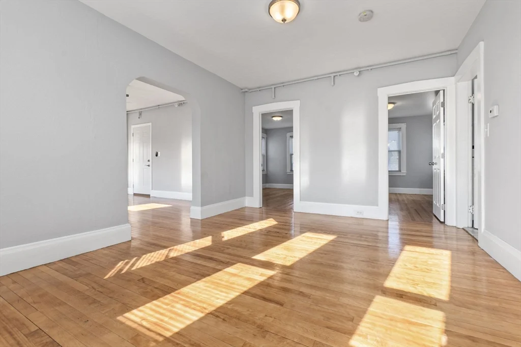 2 bed, 1 bath apartment for rent at 55 Pine St Unit 2, Swampscott — photo 13 of 24