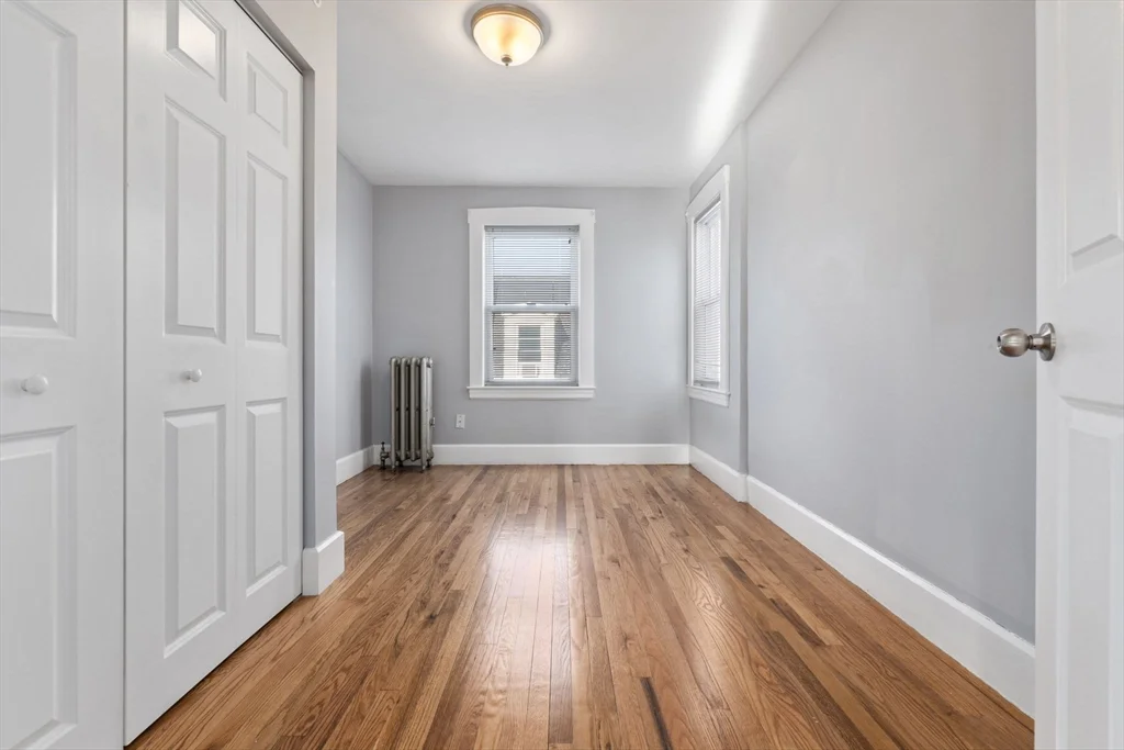 2 bed, 1 bath apartment for rent at 55 Pine St Unit 2, Swampscott — photo 22 of 24