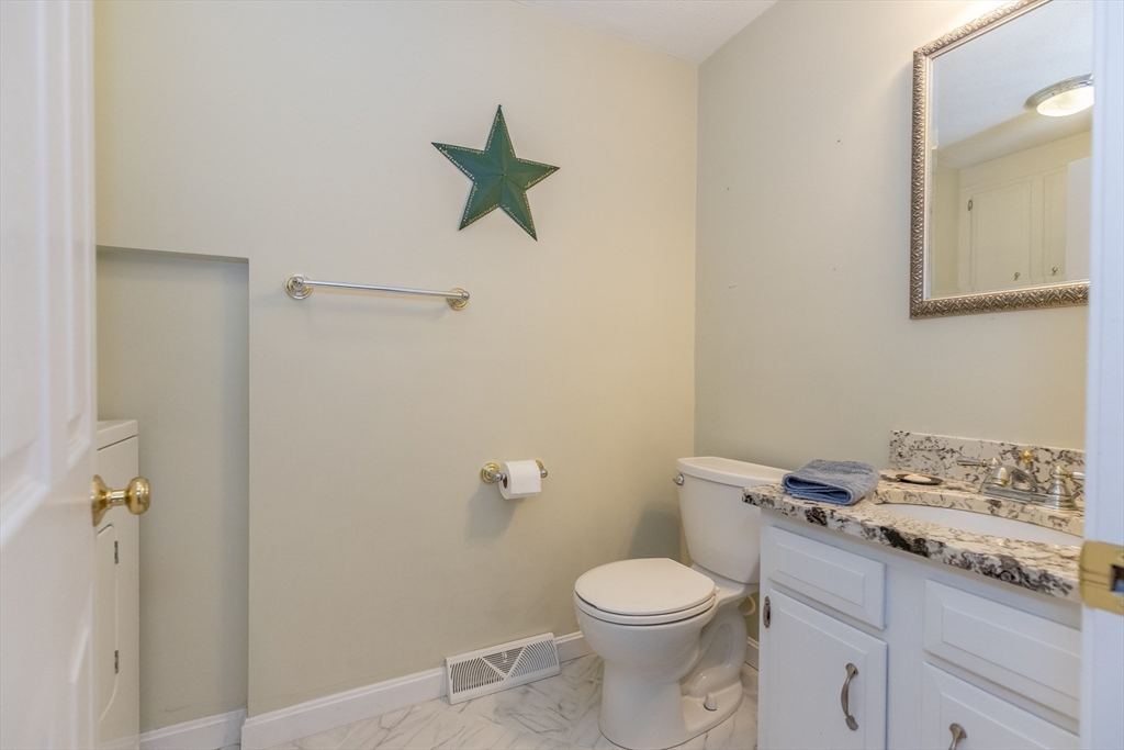 2 bed, 1 bath apartment for rent at 55 Prescott Dr Unit 55, Chelmsford — photo 11 of 31