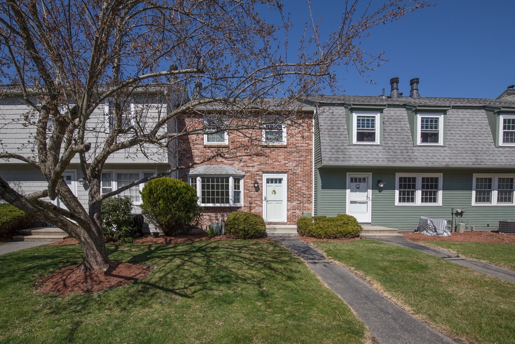 2 bed, 1 bath apartment for rent at 55 Prescott Dr Unit 55, Chelmsford — photo 3 of 31