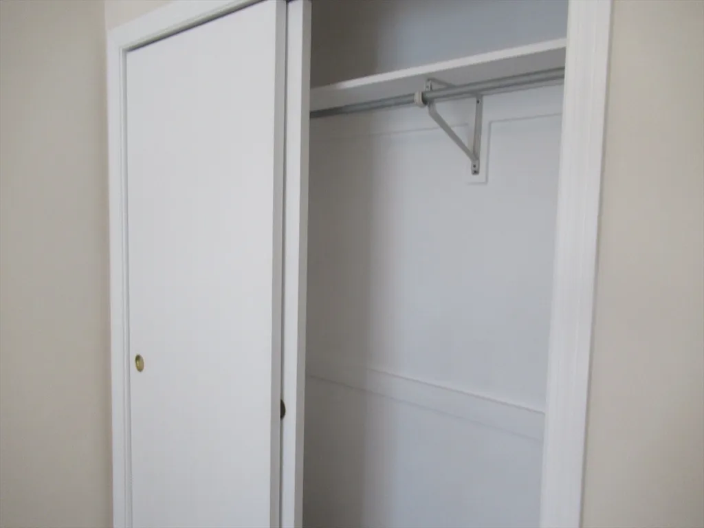 2 bed, 1 bath apartment for rent at 55 Prospect Unit 2, Gloucester — photo 7 of 14