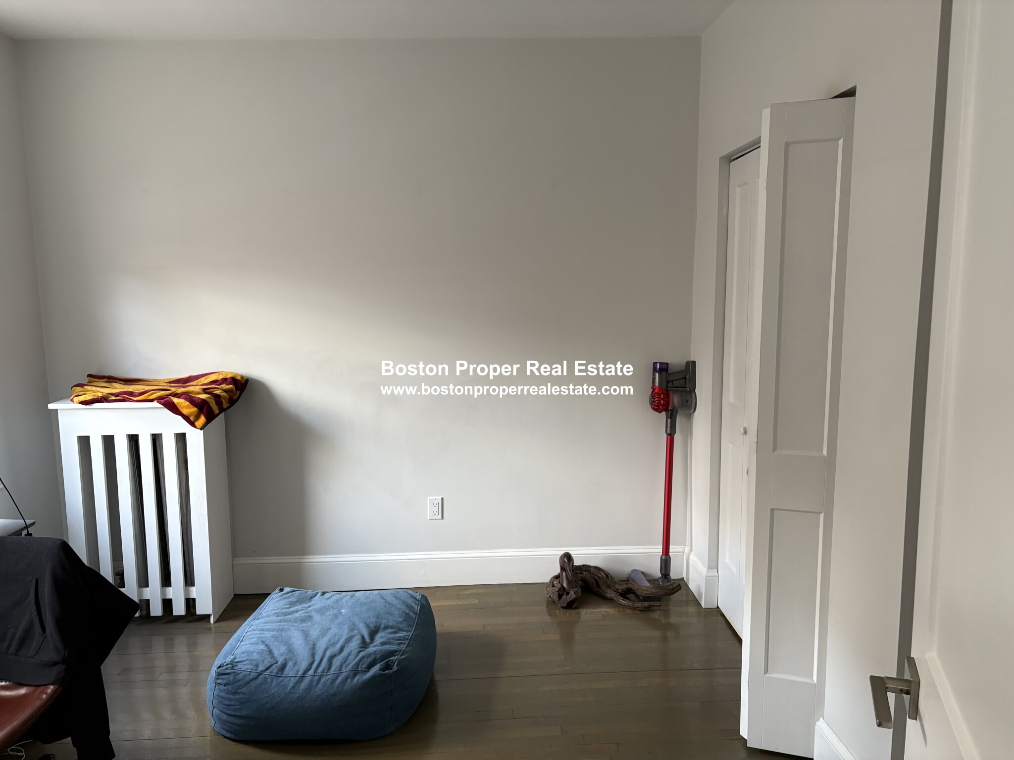 2 bed, 1 bath apartment for rent at 55 Queensberry St Unit 7, Fenway — photo 4 of 11