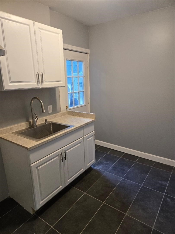 3 bed, 1 bath apartment for rent at 55 Rockland Ave Unit 1, Malden — photo 3 of 14