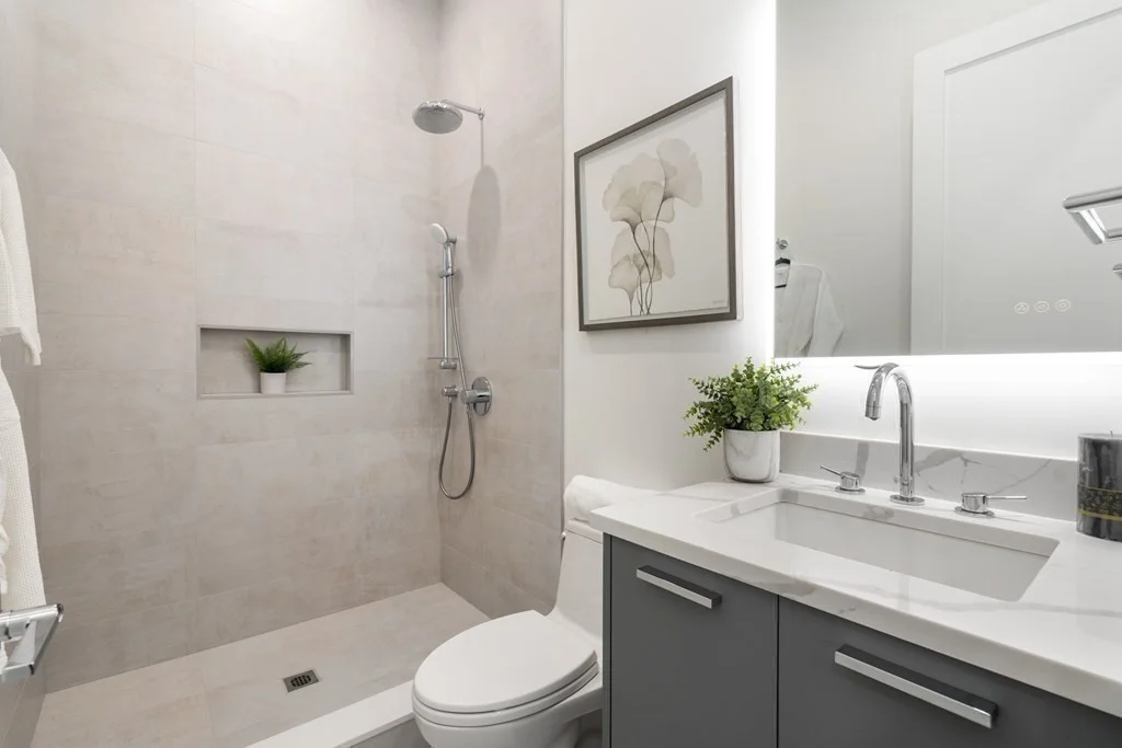 6 bed, 4+ bath apartment for rent at 55 Rosalie Rd, Chestnut Hill — photo 13 of 40