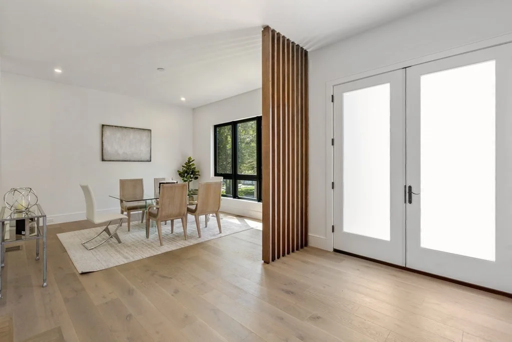 6 bed, 4+ bath apartment for rent at 55 Rosalie Rd, Chestnut Hill — photo 4 of 40