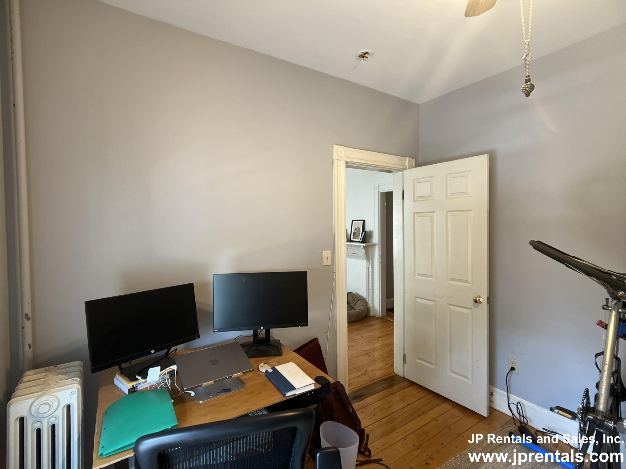 3 bed, 1 bath apartment for rent at 55 Rossmore Rd Unit 2, Jamaica Plain — photo 19 of 20