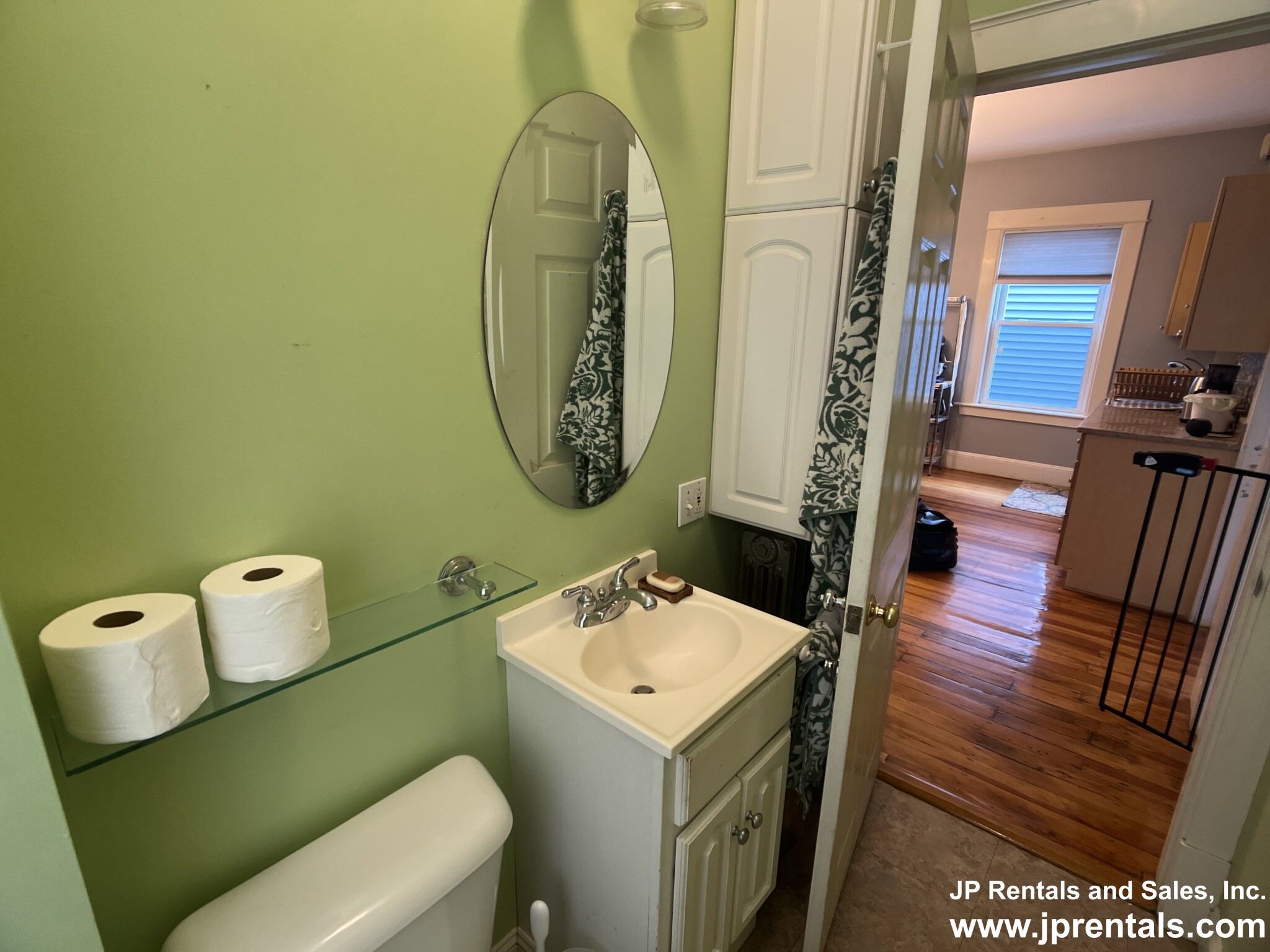 3 bed, 1 bath apartment for rent at 55 Rossmore Rd Unit 2, Jamaica Plain — photo 11 of 20