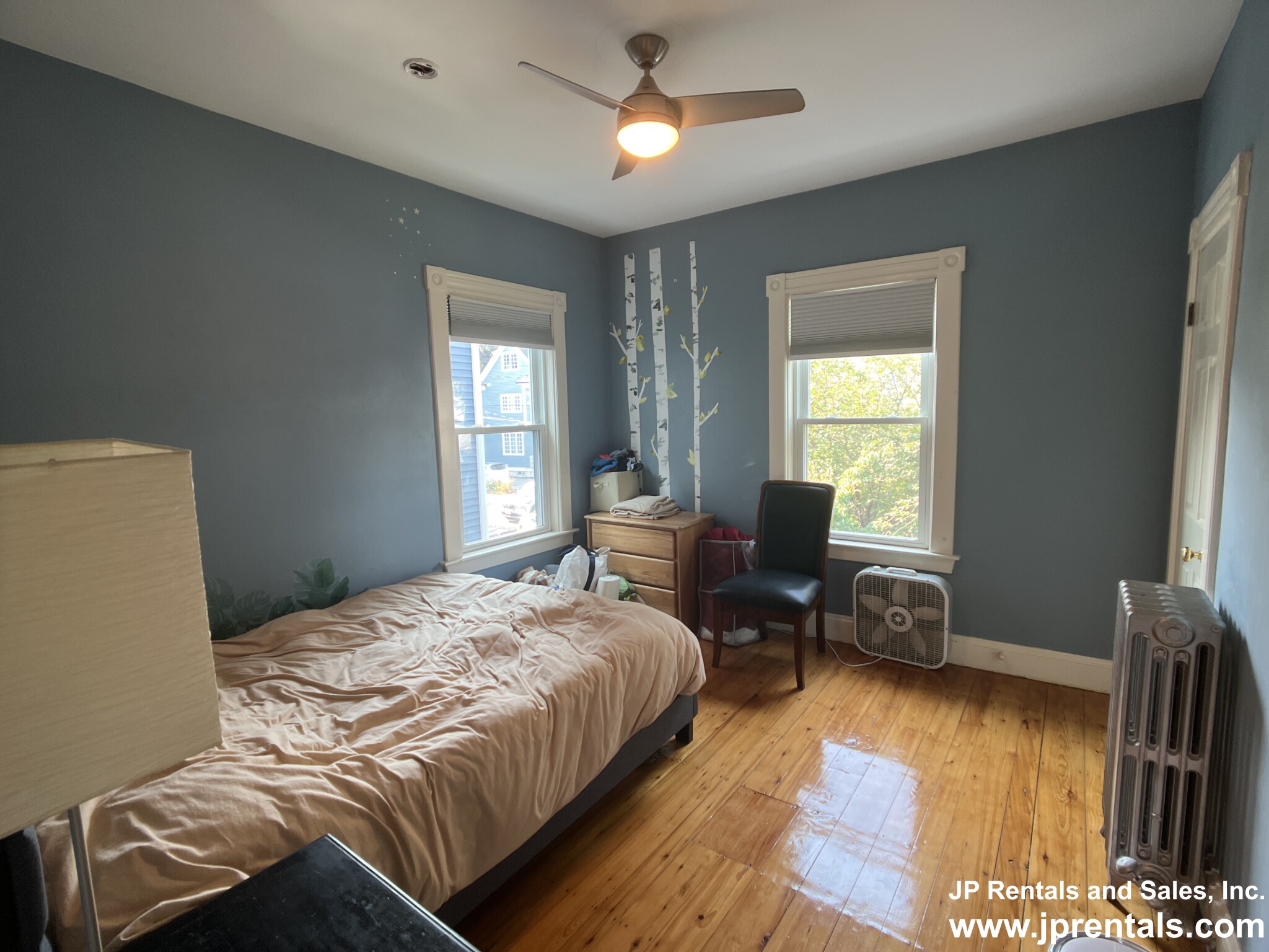 3 bed, 1 bath apartment for rent at 55 Rossmore Rd Unit 2, Jamaica Plain — photo 12 of 20