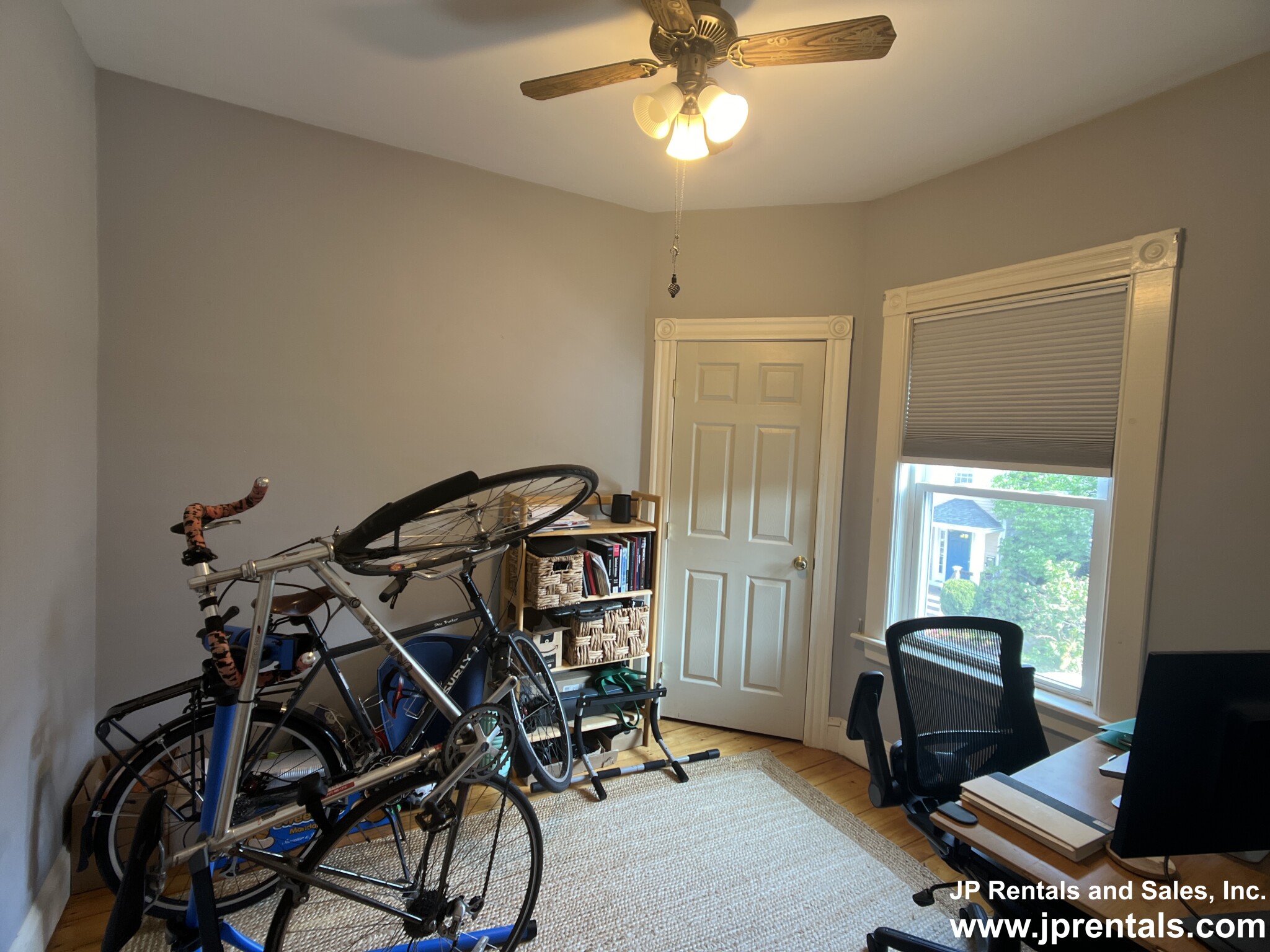 3 bed, 1 bath apartment for rent at 55 Rossmore Rd Unit 2, Jamaica Plain — photo 18 of 20