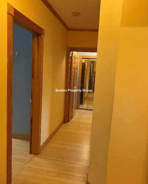 3 bed, 1 bath apartment for rent at 55 Sacramento St Unit 11, Baldwin — photo 8 of 9