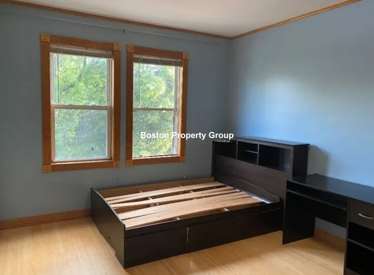 3 bed, 1 bath apartment for rent at 55 Sacramento St Unit 11, Baldwin — photo 7 of 9