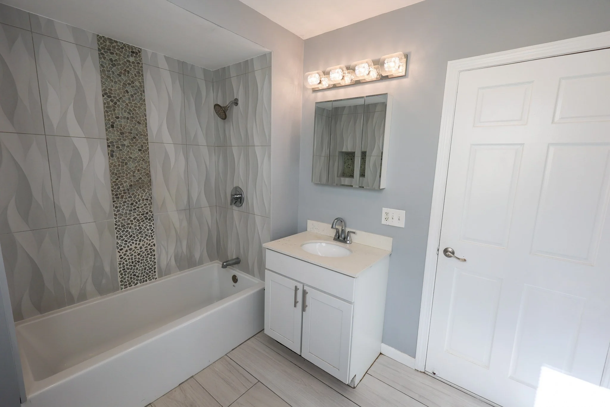 3 bed, 1 bath apartment for rent at 55 Savin St Unit 3, Roxbury — photo 17 of 27