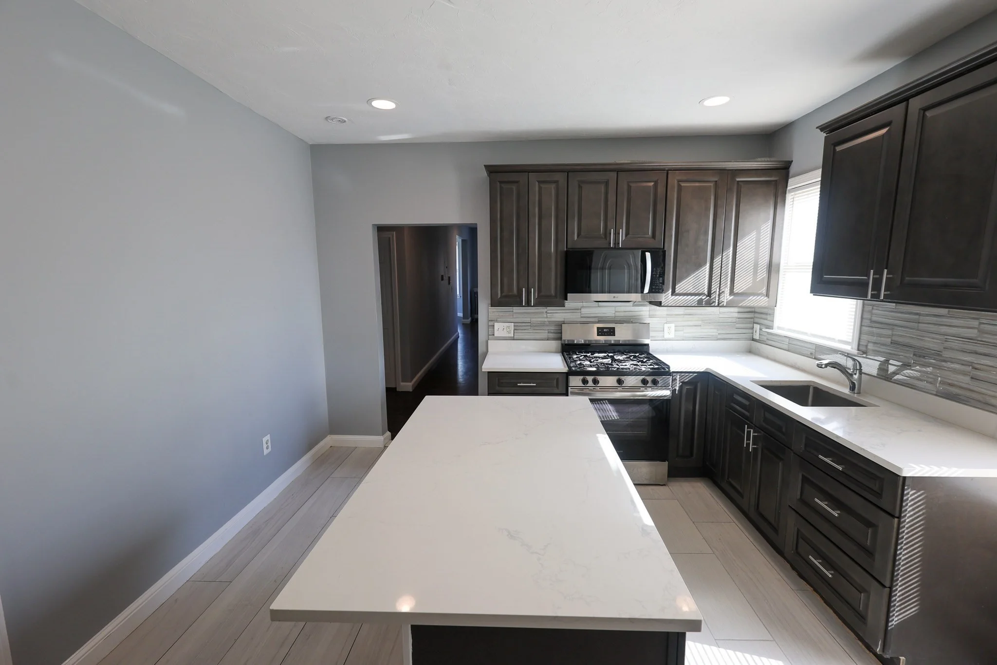 3 bed, 1 bath apartment for rent at 55 Savin St Unit 3, Roxbury — photo 7 of 27