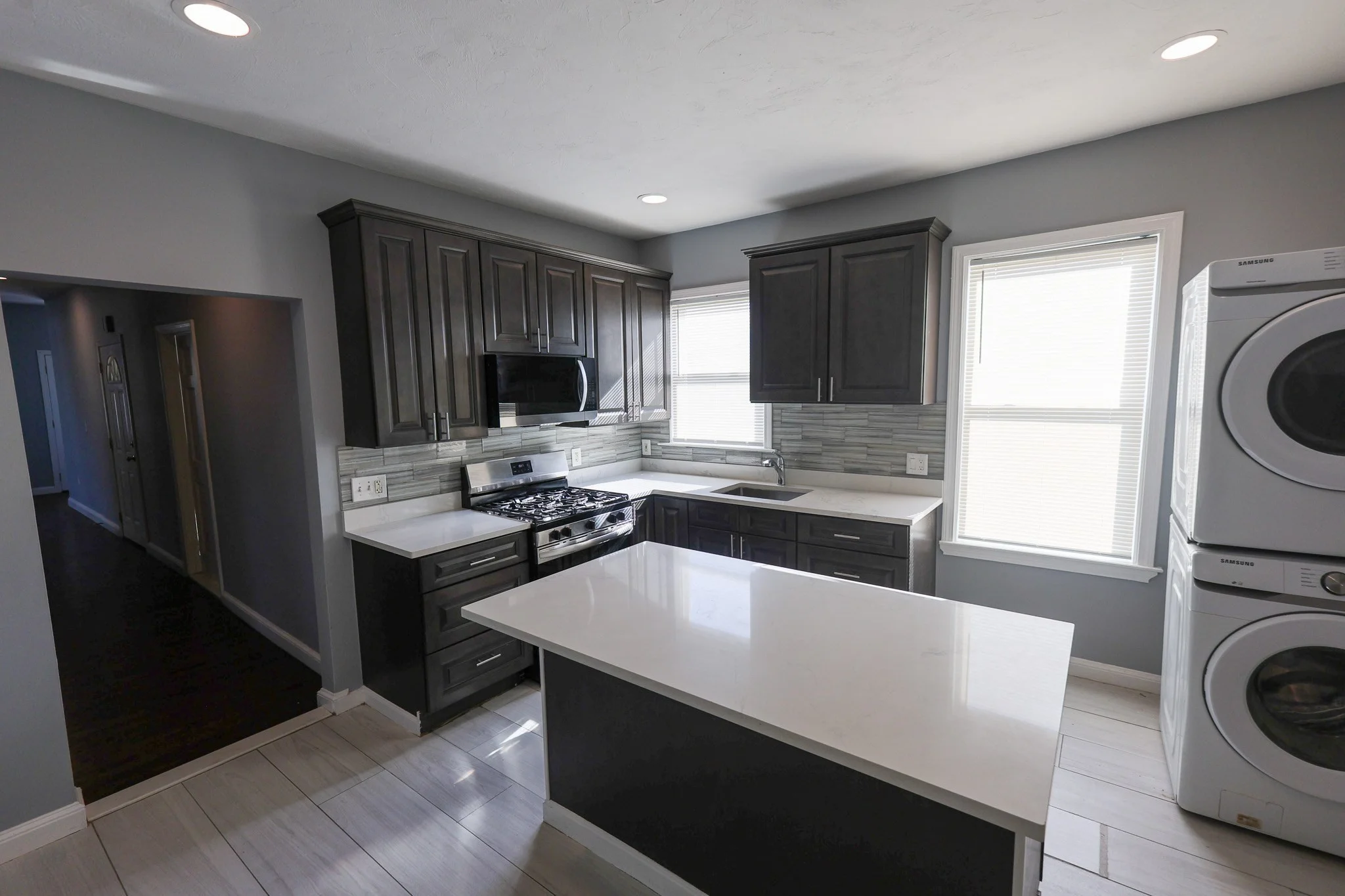 3 bed, 1 bath apartment for rent at 55 Savin St Unit 3, Roxbury — photo 6 of 27