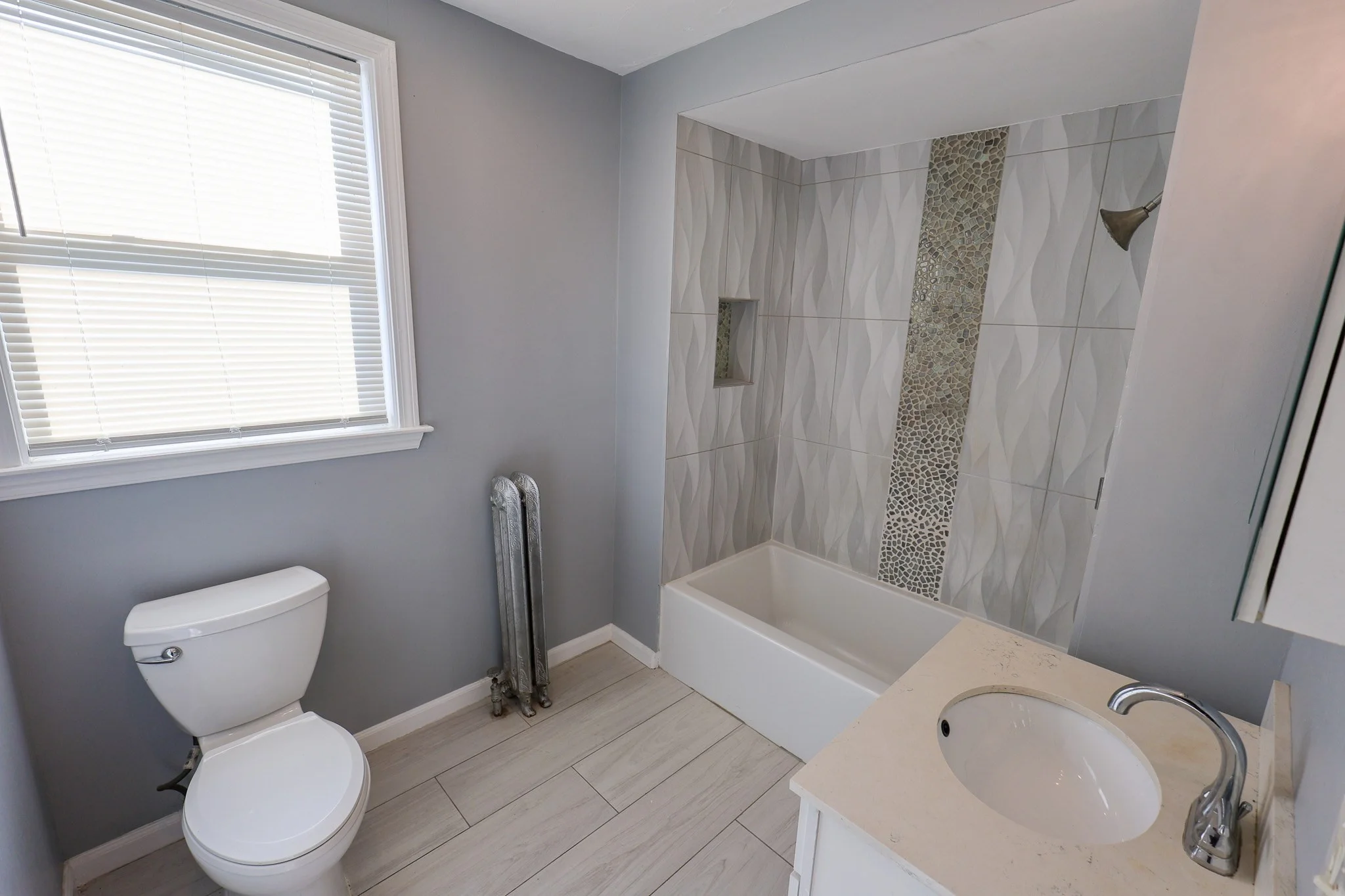 3 bed, 1 bath apartment for rent at 55 Savin St Unit 3, Roxbury — photo 16 of 27