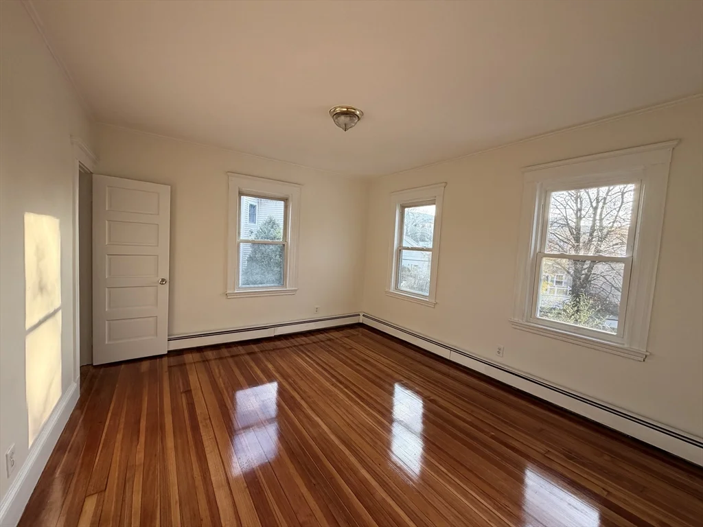 3 bed, 1 bath apartment for rent at 55 Scammell Unit 2, Quincy — photo 16 of 18