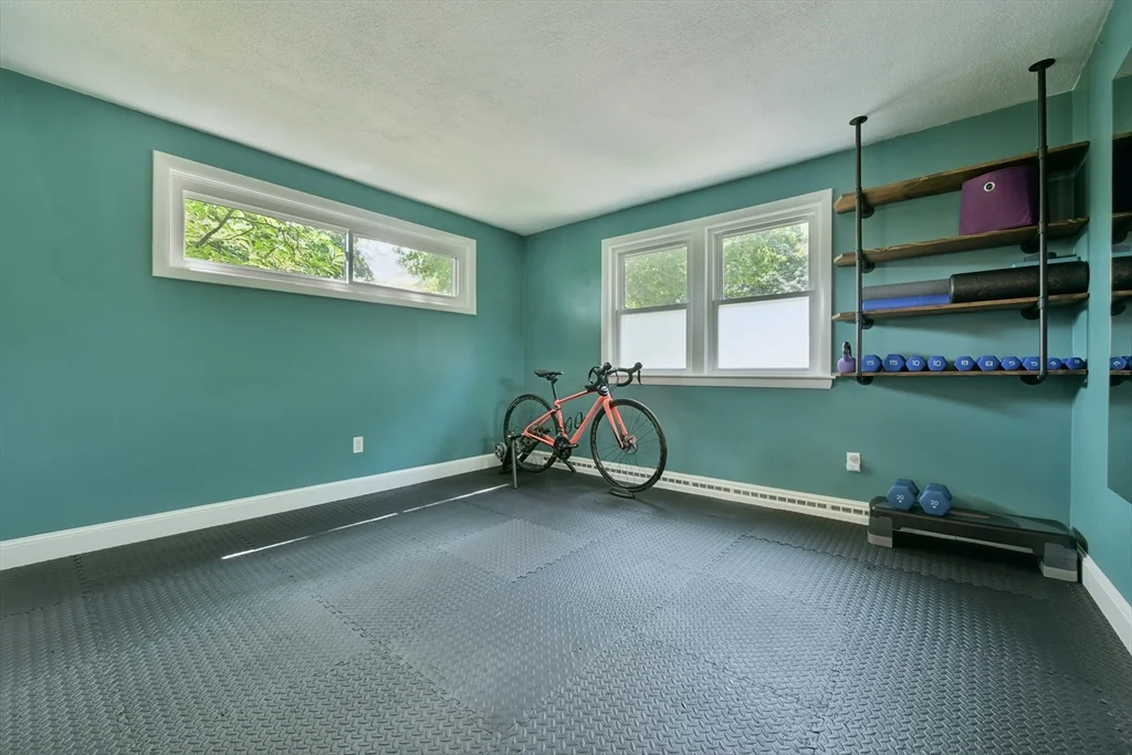 3 bed, 2 bath apartment for rent at 55 Stone Rd, Arlington — photo 17 of 32