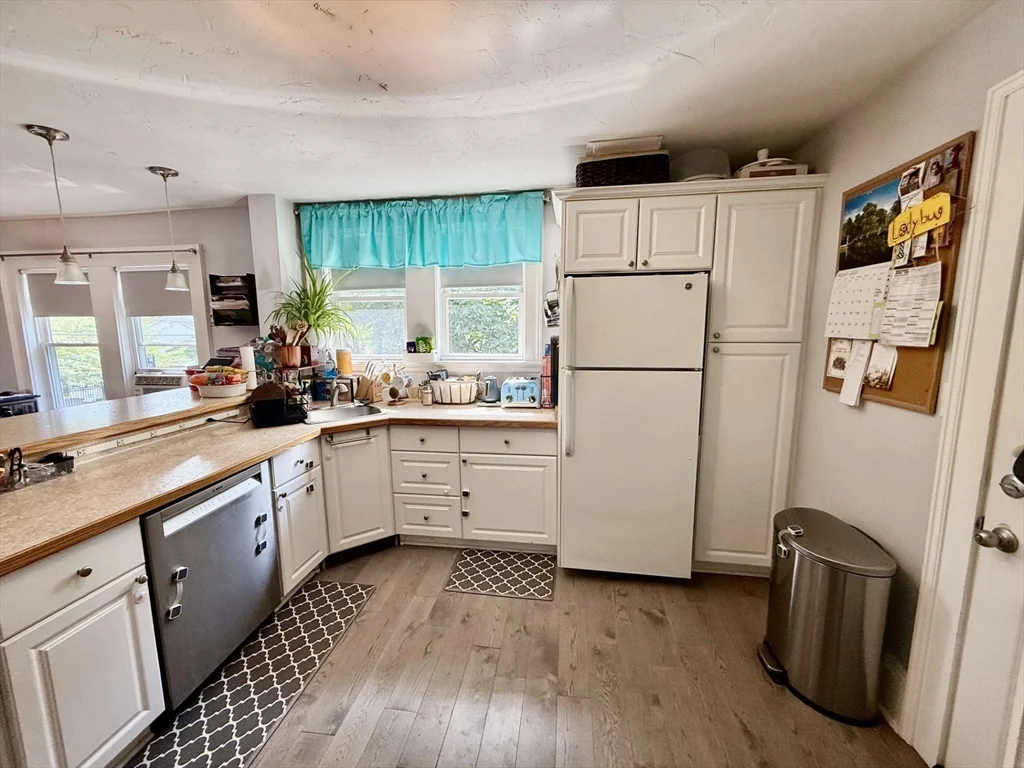 2 bed, 1 bath apartment for rent at 55 Storrs Ave Unit 2, East Braintree — photo 5 of 15