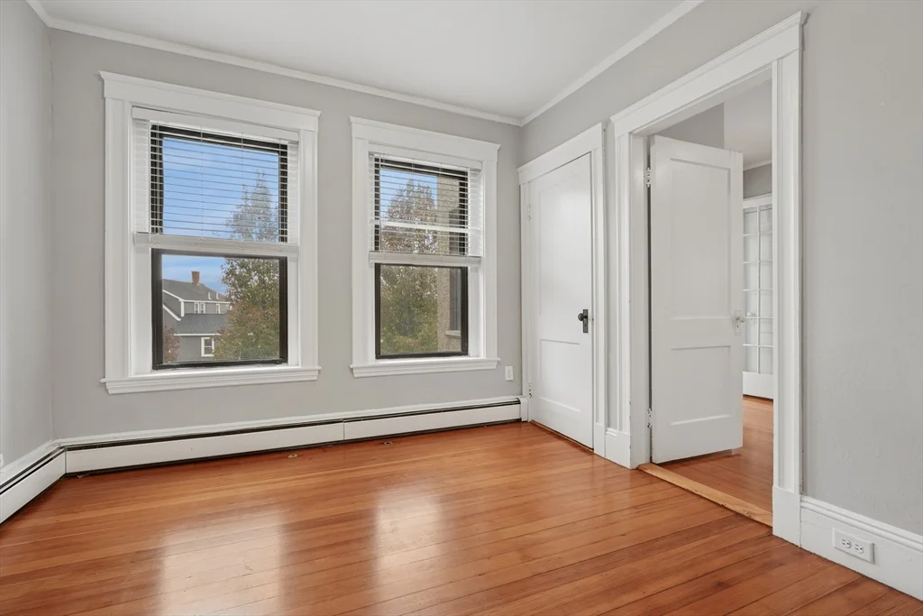 1 bed, 1 bath apartment for rent at 55 Summer St Unit 1, Haverhill — photo 2 of 17