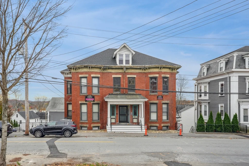 1 bed, 1 bath apartment for rent at 55 Summer St Unit 1, Haverhill