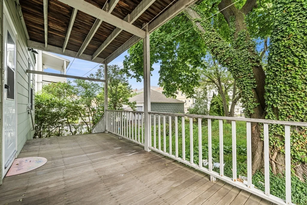 2 bed, 1 bath apartment for rent at 55 Surrey St Unit 1, Glenwood — photo 22 of 24