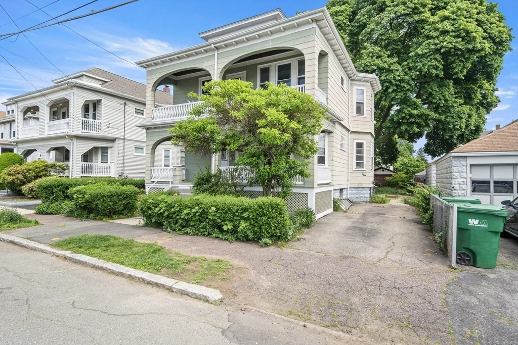 2 bed, 1 bath apartment for rent at 55 Surrey St Unit 1, Glenwood — photo 23 of 24