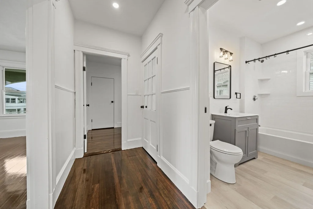 2 bed, 1 bath apartment for rent at 55 Surrey St Unit 1, Glenwood — photo 14 of 24