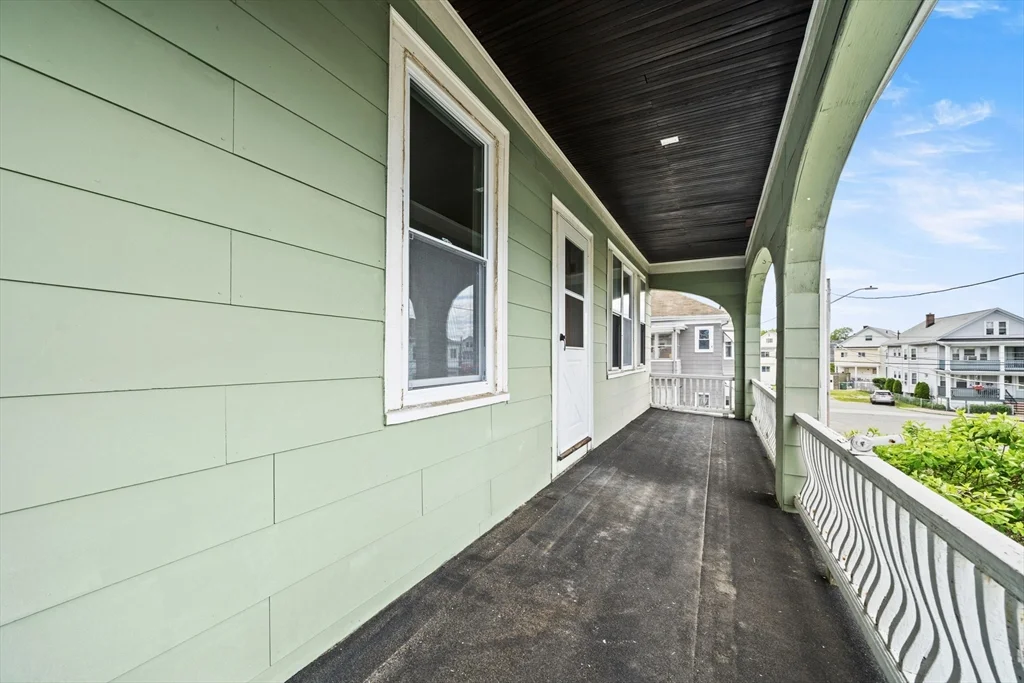 2 bed, 1 bath apartment for rent at 55 Surrey St Unit 2, Glenwood — photo 10 of 22