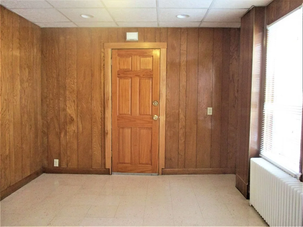 1 bed, 1 bath apartment for rent at 55 Sydney St Unit 2, Ten Hills — photo 4 of 11