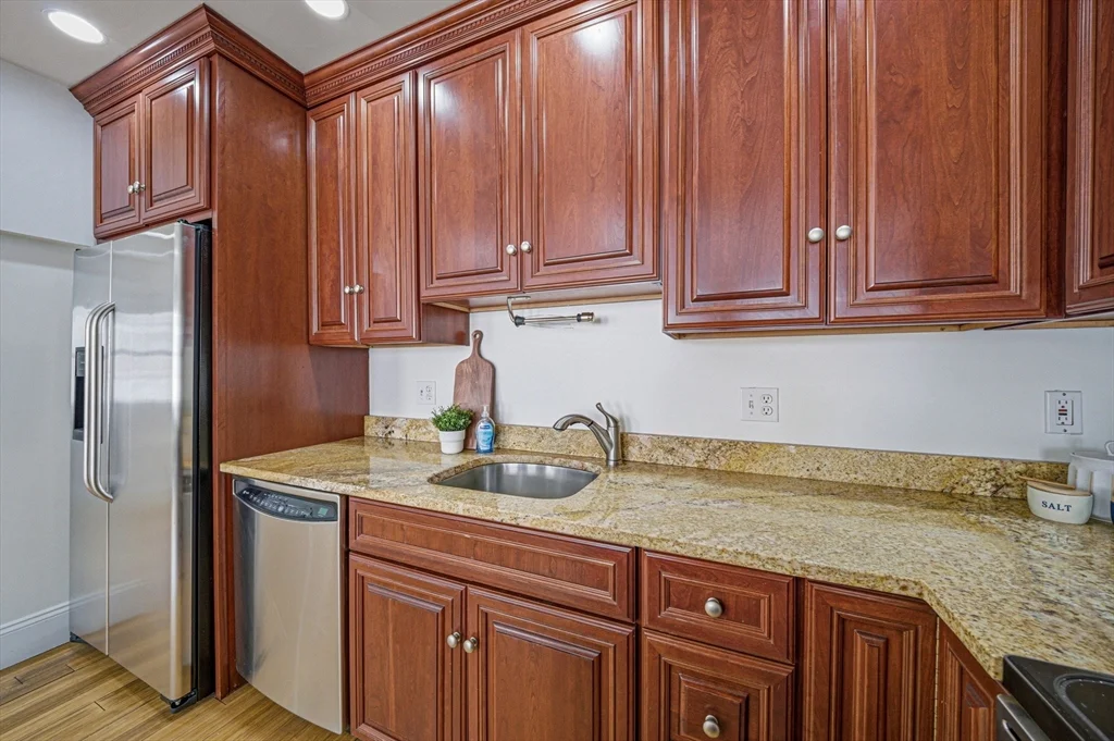 2 bed, 2 bath apartment for rent at 55 Temple Pl Unit 4, Boston Downtown — photo 13 of 32