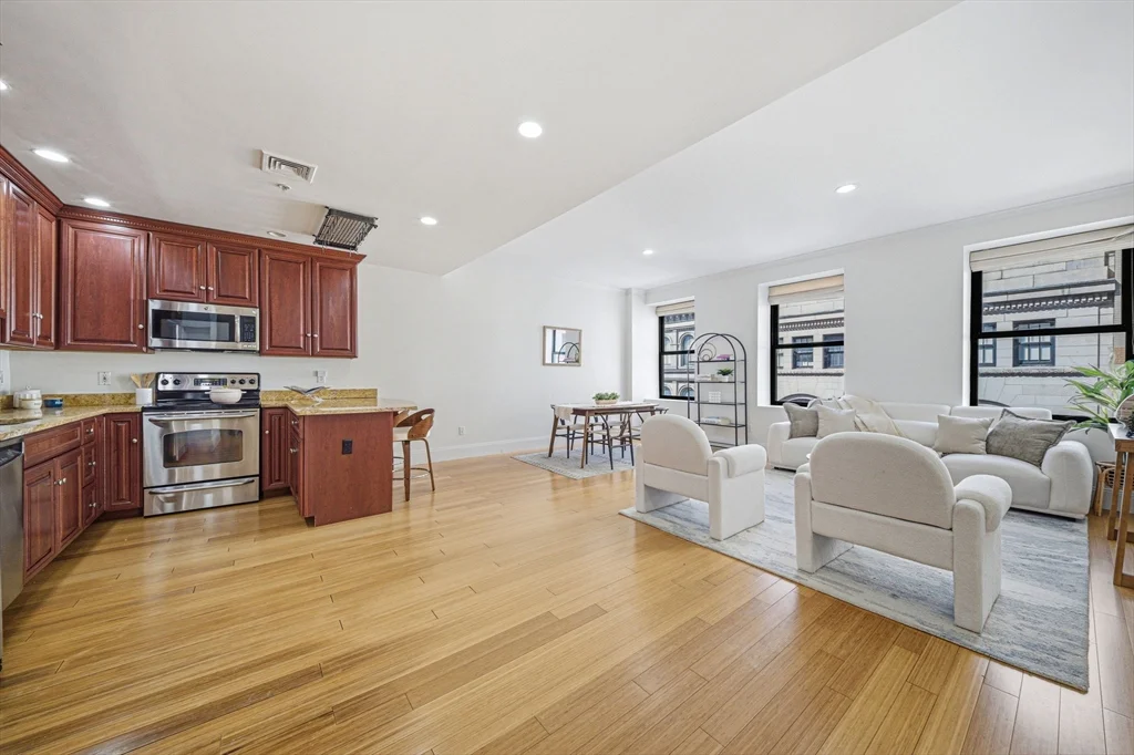 2 bed, 2 bath apartment for rent at 55 Temple Pl Unit 4, Boston Downtown — photo 2 of 32