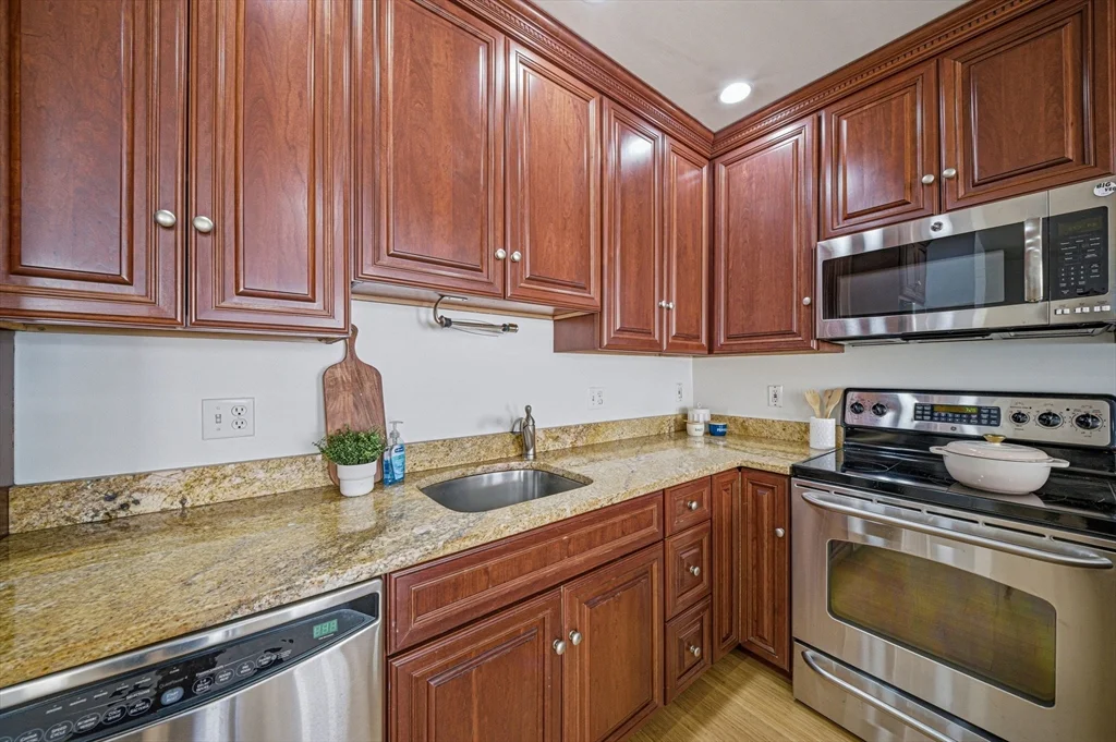 2 bed, 2 bath apartment for rent at 55 Temple Pl Unit 4, Boston Downtown — photo 11 of 32