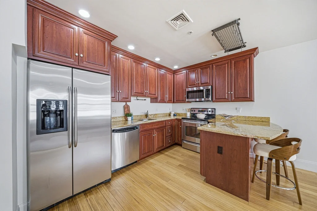 2 bed, 2 bath apartment for rent at 55 Temple Pl Unit 4, Boston Downtown — photo 9 of 32